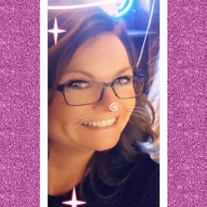 Meet your Posher, Suzanne